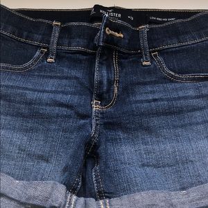 Hollister Jean short